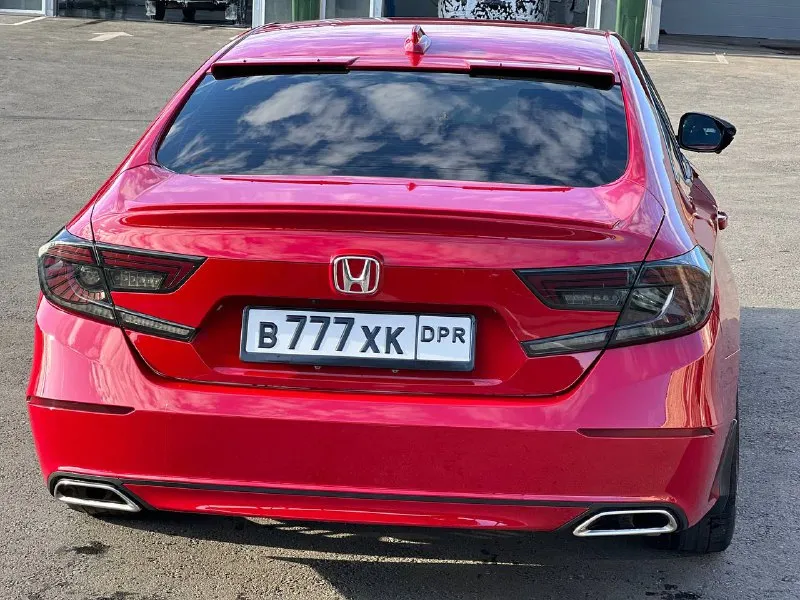 Продам honda accord x 2.0 в идеальном состоянии. родной пробег, установлены тормоза jbt, качественная акустика, японская магнитола teyes, дорогой приятный выхлоп с породистым звуком, машина полностью затянута в бронепленку. состояние нового автомобиля. использовался как автомобиль выходного дня. автозапуск, подогревы, вентиляции сидений, камеры 360 высококачественные и многие другие функции, за автомобиль не стыдно, с продажей не тороплюсь. цена: 4.000.000. +79493193242 - фотография - 9