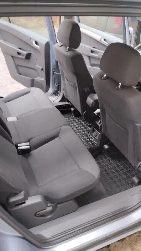 Продажа opel zafira b 2008 года пробег 238000,двигатель 1,8,газ-бензин в птс вписан, зимняя резина. хозяин один, полное переоформление. цена 730000,реальному покупателю торг г. донецк +79496374170наталья - фотография - 6