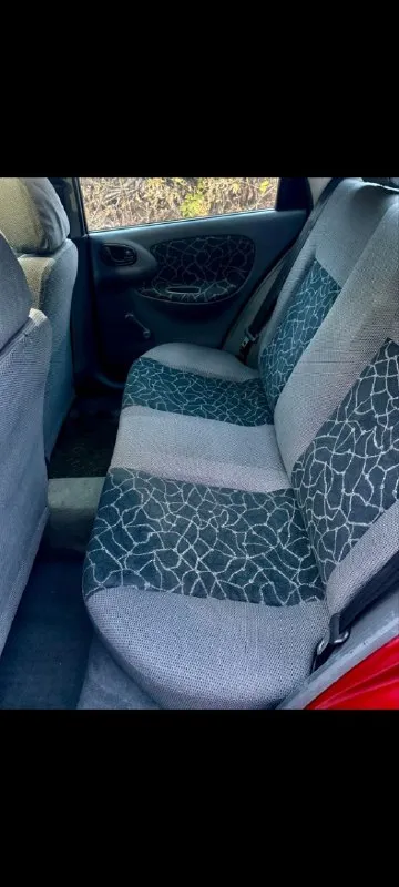 Продам daewoo lanos 2002 года с 1 хозяином. машина не гнилая-стаканы, дно, пороги, поддомкратники всё в хорошем состоянии. мотор работает отличная, не дымит, не троит, масло, ремень грм, фильтра поменяны. коробка переключает плавно, все передачи на месте, без хрустов. по ходовке всё хорошо, ничего не стучит, не гремит. машина полностью обслужена. все стёкла родные, без трещин. по электрике работает каждая кнопка. комплектация:центральный замок, сигнализация, кондиционер рабочий,2 передних электростеклоподемники, гидроусилитель, два ключа, два комплекта колес на штампах, зима лето, сервизные книжки. с родным пробегом 190.000км. в одной семье все время. город осмотра: макеевка. переоформление в мрео без проблем. контактный телефон: +79495281021 цена:370тыс рублей торг минимальный. - фотография - 7