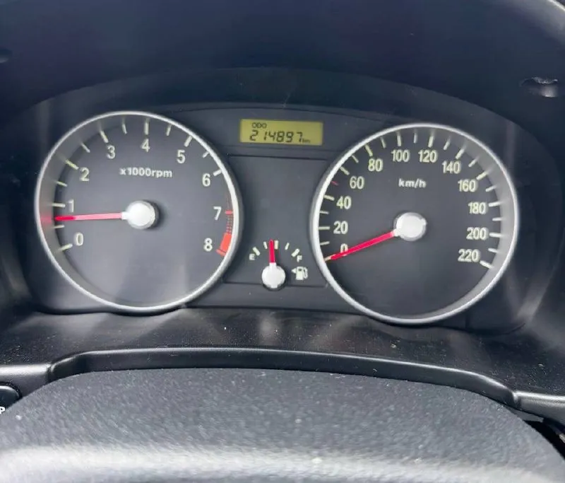 🇰🇵 hyundai verna 💰цена: 580 000р 🏢город: мариуполь 📅год выпуска: 2008 🧾пробег: 214 897 км. ⚙️двигатель: 1.4 ⛽топливо: бензин ⚙️кпп: механика 📞 телефон: +7-949-727-41-51 +7-949-551-91-52 +7-989-263-55-56 💾 описание: ✅ заводская краска 100%. ✅ 3 владельца, птс оригинал. ✅ оригинальный пробег. ✅ техническая часть на 5+ хорошая комплектация: кондиционер, полный электро пакет, подогрев сидений, птф, abs, srs, литые диски на хорошей резине. , новые тормозные диски и колодки. улица шевченко 2️⃣6️⃣9️⃣ 🏦 возможна продажа в кредит по двум документам. - фотография - 10