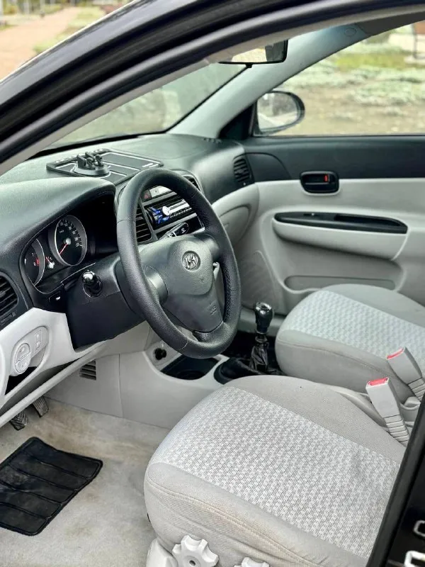 🇰🇵 hyundai verna 💰цена: 580 000р 🏢город: мариуполь 📅год выпуска: 2008 🧾пробег: 214 897 км. ⚙️двигатель: 1.4 ⛽топливо: бензин ⚙️кпп: механика 📞 телефон: +7-949-727-41-51 +7-949-551-91-52 +7-989-263-55-56 💾 описание: ✅ заводская краска 100%. ✅ 3 владельца, птс оригинал. ✅ оригинальный пробег. ✅ техническая часть на 5+ хорошая комплектация: кондиционер, полный электро пакет, подогрев сидений, птф, abs, srs, литые диски на хорошей резине. , новые тормозные диски и колодки. улица шевченко 2️⃣6️⃣9️⃣ 🏦 возможна продажа в кредит по двум документам. - фотография - 9