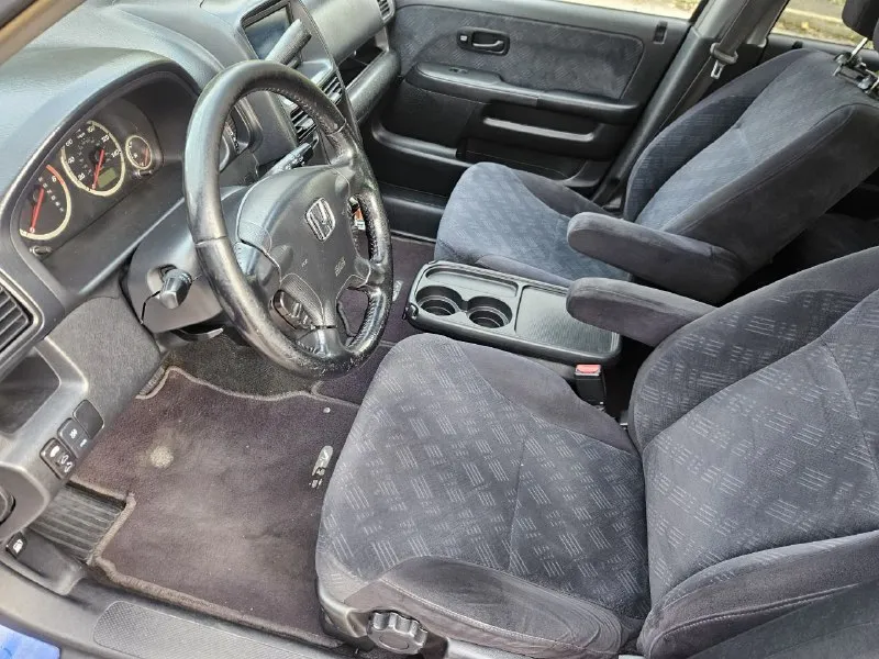 Honda cr-v 2004г рестайлинг 2,4 бензин за 246т км авто в хорошем состоянии. без дтп, в родной краске. все работает, без замечаний и вложений. 1 хозяин, 2 ключа. 790т руб 949 521 34 11 📞 звоните: +7(949)5213411 - фотография - 7