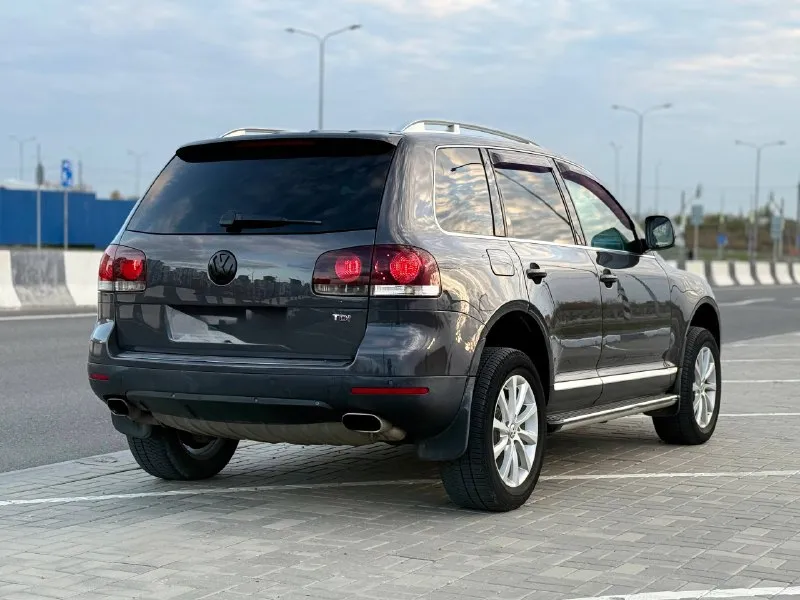 Volkswagen touareg
Рестайлинг
Год 2008
Автомат
3.0
Пробег 230 тысяч км
Технически вся исправна
Максимальная комплектация кроме люка есть все !
Авто тека зеленая без дтп. !
Вин wvgzzz7lz8d017871
Документы полный порядок
Любое оформление!
Вложений не требует
Состояние идеальное
Цена 1.185.000₽
Контактная информация:
Телефон: +7(949)910-02-20
Телефон : 8(909)408-88-98
Связь через мессенджеры: telegram, whatsapp
📲 Tg: @ivan1293
📞 Звоните: +7(949)9100220 - фотография - 4