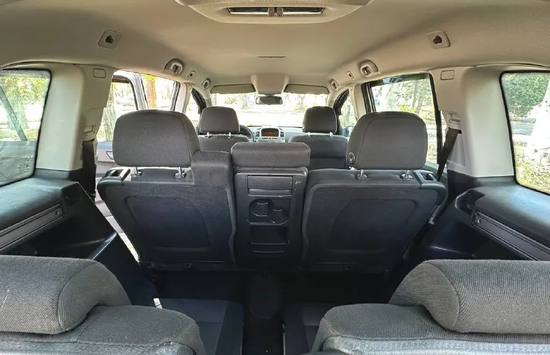 Opel zafira b 🛳️ opel зафира б ✅ 1.8 бензин ✅кпп механика ✅родной пробег 258.000 км ✅год 2007 ✅цена 660тыс. комфортный 7ми местный автомобиль в отличном состоянии, как внешне так и технически. двигатель отличный, работает ровно. коробка переключает без посторонних звуков. кузов без гнили и ржавчины. ходовая мягкая, отрабатывает отлично. салон в идеальном состоянии, опрятный. авто без вложений! любые проверки за ваш счет. сопровождение в мрэо. 📝 ✅климат контроль ✅датчик дождя ✅датчик света ✅обогрев передних сидений ✅бортовой компьютер ✅мультируль ✅электропривод зеркал ✅электропривод фар ✅обогрев зеркал / заднего стекла дополнительные вопросы по телефону📞 г. донецк +79081853560 whatsapp +79495584327 феникс 📞 звоните: +7(949)5584327 - фотография - 10