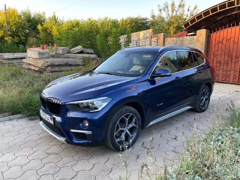 Bmw x1, 28ix; 2016 г. в. двигатель b46o, 2.0 л твинтурбо бензин, 231 л. с, привод полный ; не требует вложений. динамичная и комфортная машина. пробег 125 тыс. км. один владелец после пригона из сша на протяжении 3 лет. максимальная комплектация, ассистент парковки, черный потолок, подогрев руля, сидений, проекция на лобовое. бережная эксплуатация, ездила девушка. салон в отличном состоянии. недавно пройдено то (масло, фильтра). есть зимняя резина pirelli ice-zero в отличном состоянии. цена 2,4 млн. , разумный торг. тел. +7 949 3004197. 📞 звоните: +7(949)3004197 - фотография - 4