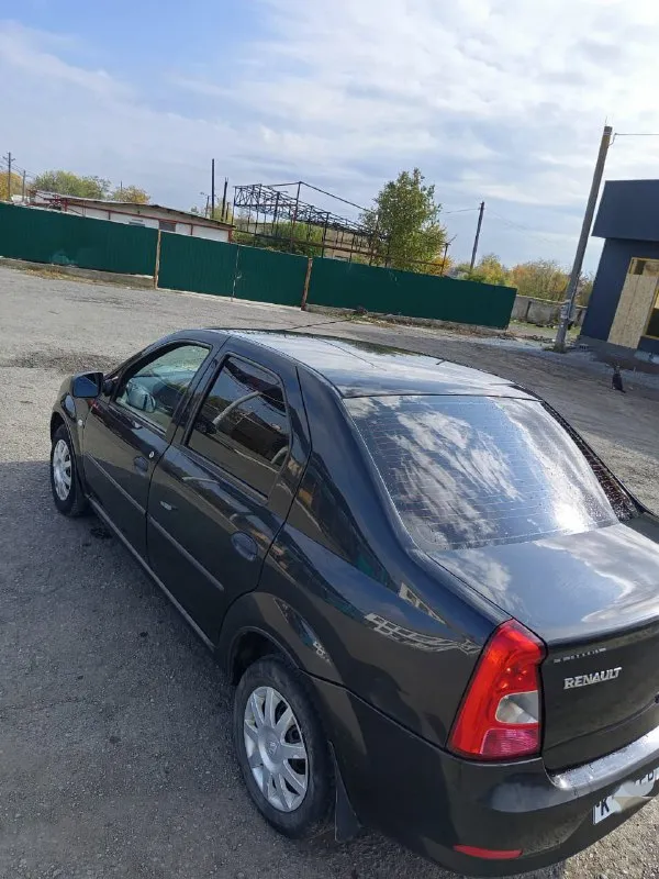 Цена 💥475 000руб собственник, оформлена на меня. смотреть в г. амвросиевка, звоните уточняйте на связи всегда +79495189401. продам renault логан 2011год рестайлинговый в отличном состоянии 1.6(8кл) на бензине, не такси не доставка, кузов в отличном состоянии, крашены пара элементов(косметика)машина в работе не была пробег родной(есть автотека). целый чистый салон. живой беспроблемный автомобиль( в простоте и надежности превосходит кирпич!) капитальных вложений не требует. звоните договоримся! 📲 tg: serg 📞 звоните: +7(949)5189401 - фотография - 2