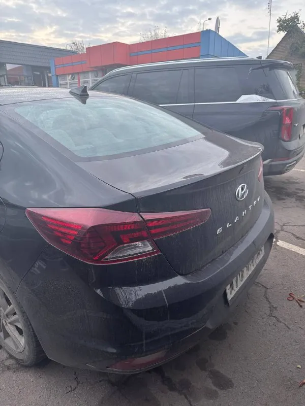 Hyundai elantra 4 (ad) рестайлинг, 2020 пробег 16.981 комплектация elegance + style. 📍 климат контроль 📍 подогрев сидений 📍 бесключевой доступ 📍 камера заднего вида 📍 мультируль 📍 люк 📍applecar, android auto. аудиосистема usb/aux 2.0 л. / 150 л. с. / бензин автомат 6 передач 📌место осмотра: енакиево цена: 1.850.000 телефон: +79494394890 📲 tg: dmitriy andruschenko 📞 звоните: +7(949)4394890 - фотография - 2