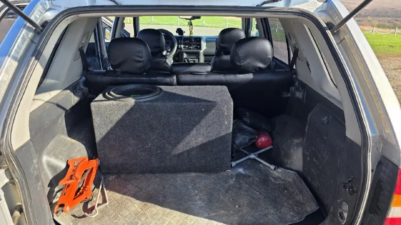 Продам opel frontera b 2.2 турбо дизель. год:1999 подключаемый полный привод подогрев, электрорегулировка зеркал кондиционер, электростеклоподъемники в круг машиной владею 3 года, много чего сделано, именно: установлен контрактный двигатель (проехал на нем тыс 15000) замена тнвд перебрана вся подвеска замена радиатора генератора, термостат, сцепление новая летняя резина чехлы с экокожи, делал под заказ проведена проводка под подогрев передних седений, нужно купить кнопки. музыка: динамики - silvester 61se саб - machete light s12 усилитель - avatar 4.360 хороший свет днище не гнилое есть моменты по кузову, все видно на фото. цена 620т. обоснованый торг стоит на лнр учёте, хозяин на связи, переоформление без проблем +79591793455 📞 звоните: +7(959)1793455 - фотография - 8