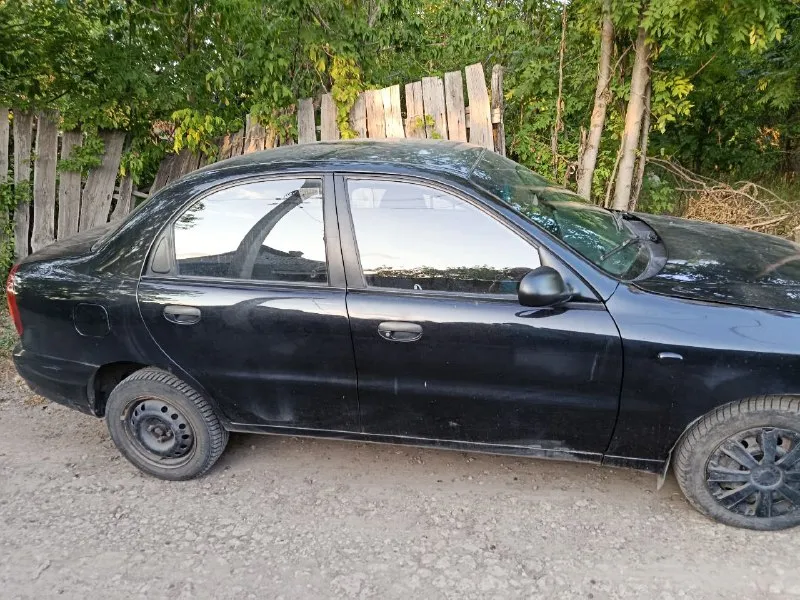 Донецк 130т. р.торг. продам шевроле ланос,2007г. цвет черный, г/у, стеклоподъёмники, нужно варить, т. +79493828128 - фотография - 3