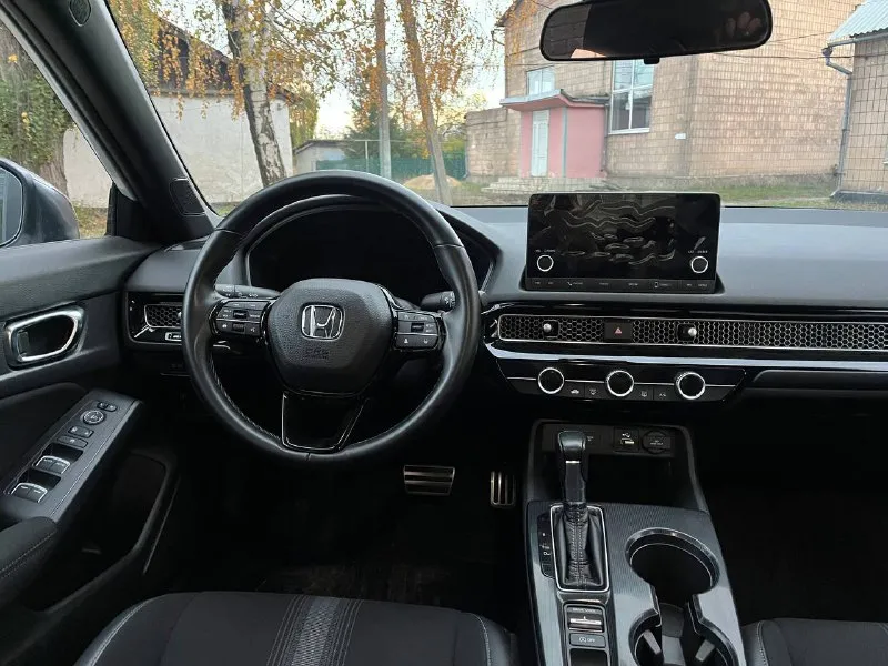 ⭐продам⭐ 🆕новое авто🆕 🤝возможен обмен🤝 🔥2.700.000 руб🔥 🚙 honda civic sport 2022 год 🚙 ✅2.0 бензин автомат ✅6216 км оригинальный пробег!! ✅без каких либо вложений ✅под рулевые лепестки ✅удержание полосы ✅авто нужно видеть в живую!! ✅оно просто новое! ✅приезжайте с любыми проверками!! ‼оформление без проблем‼ ➡г. донецк, ул. краснооктябрьская 1б 📞+7949-315-25-51 📲 tg: дмитрий пензов 📞 звоните: +7(949)3152551 - фотография - 8