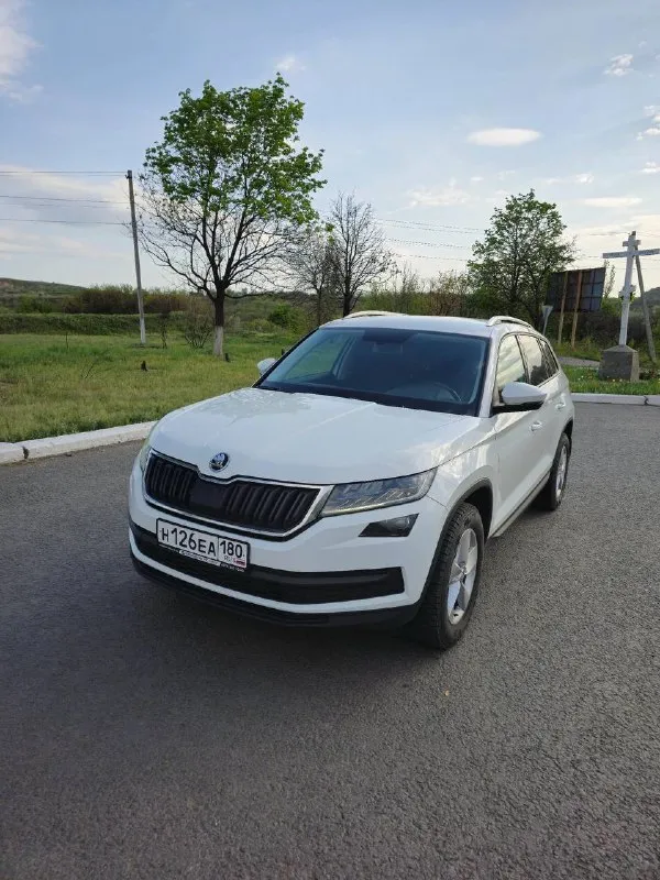 Собственник пpодам skoda kodiaq (7 мест)2020год в отличном соcтоянии передний привод, двигатель 1.4... - фотография