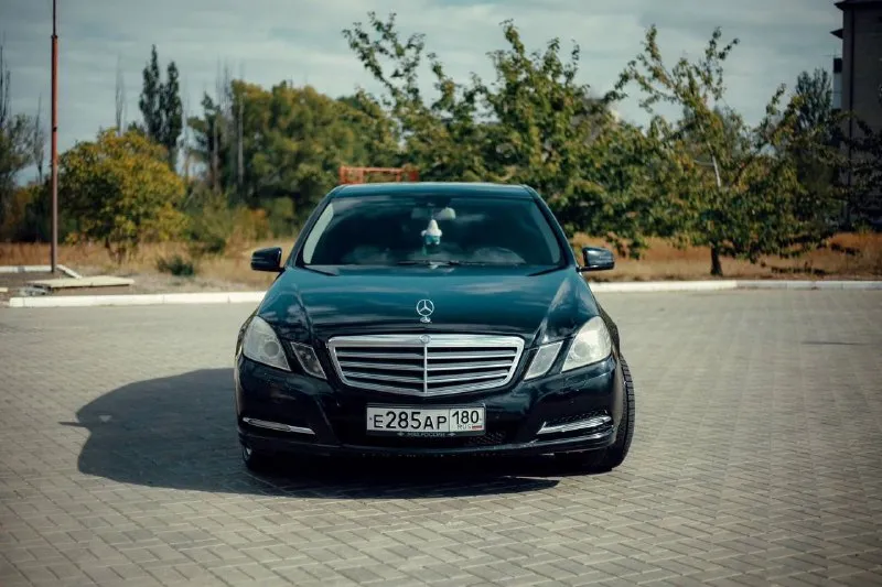 Продам личный автомобиль mercedes e 200 w 212 объемом 1.8 л turbo 2012 г. в. автомобиль в идеальном... - фотография