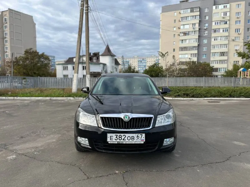 Шкода октавия а5 2010 года 1.6 механика пробег 189000тыс родной. автомобиль в идеальном состоянии полностью обслужен и не требует никаких вложений хорошая комплектация климат контроль датчик света дождя полный электропакет музыка болеро колеса r16 на отличной резине тоя два комплекта ключей сигнализация с автозапуском осмотр город мариуполь цена880000тыс рублей по всем вопросам звоните +7 (949) 719-57-33 - фотография - 2