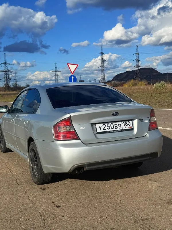 Продам subaru legacy bl4 2004 года. машина с пробегом 381 000 км, двигатель 2.0 4wd (138 л. с.), работает стабильно. в хорошем состояние по двигателю и ходовой. есть косметические дефекты по салону и кузову. в комплектацию входит круиз-контроль, подогрев сидений, магнитола c carplay зимняя резина в подарок. цена — 620 000 рублей, возможен торг. тел: +79493635502 📞 звоните: +7(949)3635502 - фотография - 3