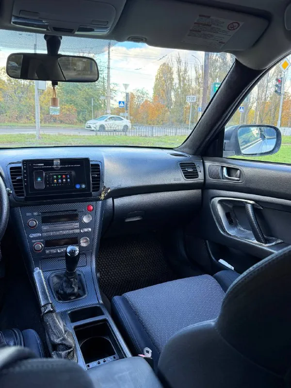 Продам subaru legacy bl4 2004 года. машина с пробегом 381 000 км, двигатель 2.0 4wd (138 л. с.), работает стабильно. в хорошем состояние по двигателю и ходовой. есть косметические дефекты по салону и кузову. в комплектацию входит круиз-контроль, подогрев сидений, магнитола c carplay зимняя резина в подарок. цена — 620 000 рублей, возможен торг. тел: +79493635502 📞 звоните: +7(949)3635502 - фотография - 7