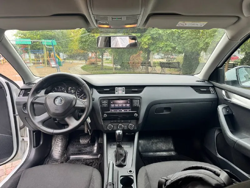 Skoda октавия а 7 2018 год, в отличном состоянии, мотор и коробка без нареканий, двигатель 1,6 автомат! не робот. машина была в такси пробег на щитке 66т. км по факту больше, на сколько больше не знаю. машина не уставшая на полном ходу цена подарок 830000! через пару дней буду в днр xw8an2ne5jh020287 89996366121 📲 tg: oleg 📞 звоните: +7(999)6366121 - фотография - 10