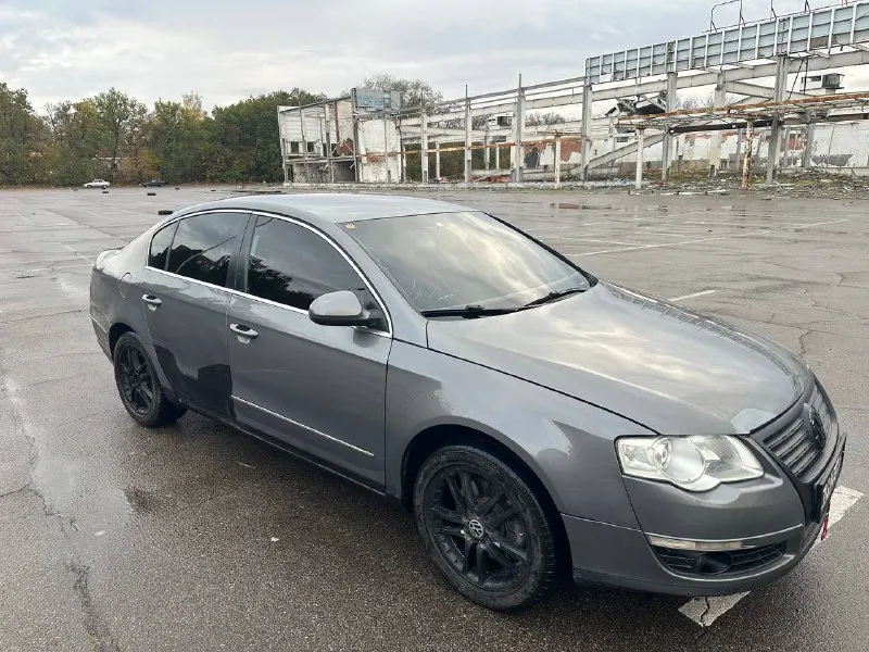 Продам passat b6 2005г
Коробка автомат asin работает без пинков
Двигатель 2.0 fsi масло не ест
Ходовая поменяна, целая, ничего не стучит, не скрипит
Стоит новый тнвд
Есть нюансы по лкп
Новые суппорта, колодки
Два комплекта титанов, и резина зима-лето
Все вопросы по телефону +79495692302
Телеграмм по этому же номеру
Осмотр авто горловка
Цена:680 000-торг. - фотография - 5