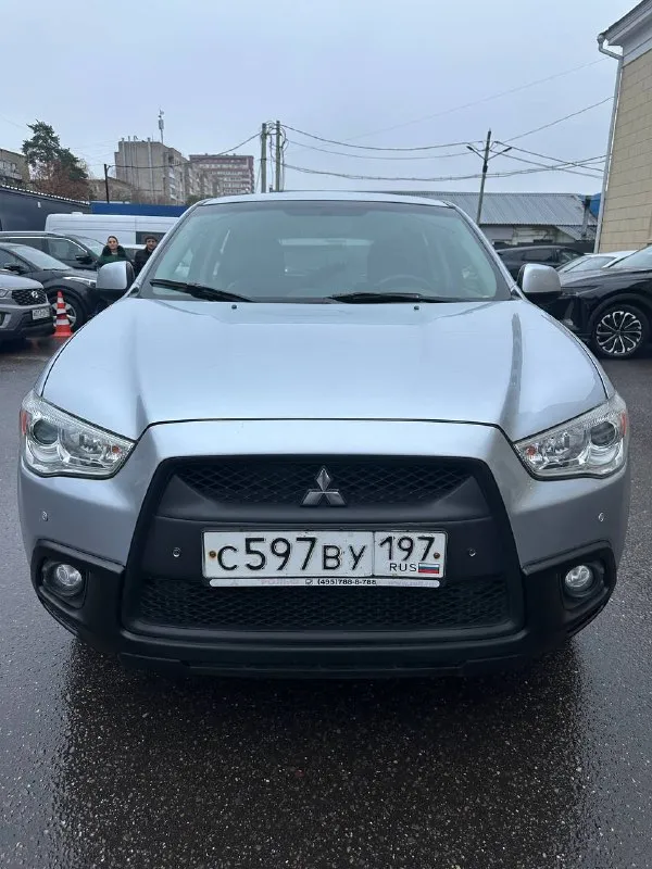 Mitsubishi asx у автомобиля всего 1 владелец за всю его историю, ездил дедушка, зимой стояла в гараж... - фотография