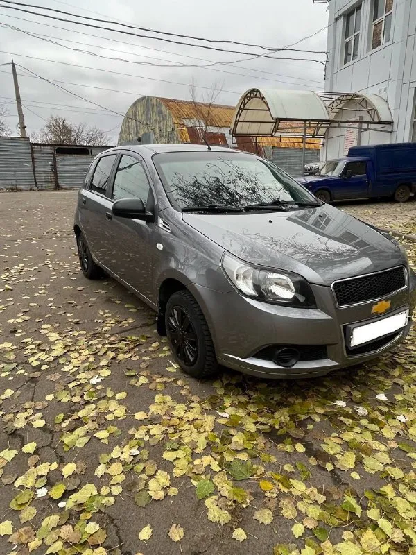 Продам chevrolet aveo 2011 год двигатель 1.4 коробка механика пробег 160000 км родной 2 хозяина без дтп и окрасов новая резина кондиционер, передние электростеклоподьемники, подушки безопасности цена :495000к ( торг ) +79493461460 📞 звоните: +7(949)3461460 - фотография - 7