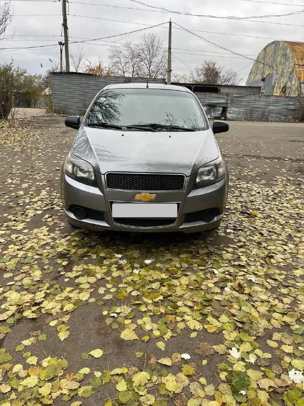 Продам chevrolet aveo 2011 год двигатель 1.4 коробка механика пробег 160000 км родной 2 хозяина без дтп и окрасов новая резина кондиционер, передние электростеклоподьемники, подушки безопасности цена :495000к ( торг ) +79493461460 📞 звоните: +7(949)3461460 - фотография - 9