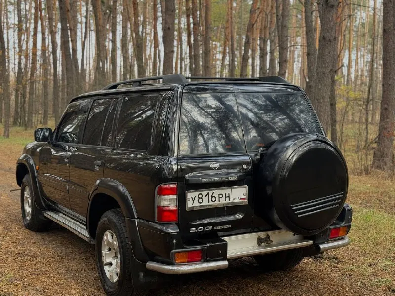 В продаже nissan patrol y61, 3.0 л, турбодизель, рамный, 7-и местный внедорожник, технически обслужен, блокировки и пониженные работают, двигатель и коробка контрактные, установлены прошлой осенью, пробег 185 тыс км, квитанции прикрепил к посл фото (вышли 473 тыс рублей) заменён тнвд, в состоянии нового, на гарантии. находится в семье с 2008 года, один владелец. бездорожья не видел, использовался по городу. зимняя резина и литые диски идут в комплекте. стоимость 1,2 млн рублей. обмен не интересен. территориально смотреть в макеевке (р-н ‘3/5’) контакты : +7(949)4531233 ; +7(951)7679727 - фотография - 3