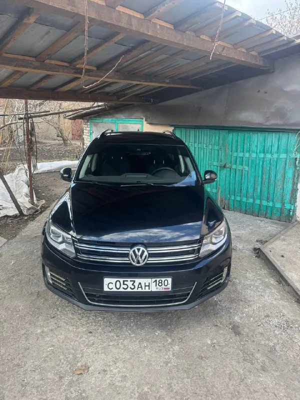 Volkswagen tiguan 2016 года. В идеальном состоянии.   2 л. Полноприводный. На коже. Ещинственный собственник по птс. Доводчики стекл. Жк магнитола. Обогрев передних сидений и зеркал. Парктроник. Камера заднего вида
. Цена 1800 000руб. Торг. Все вопросы по телефону +79493385703 владимир
📲 Tg: @juliakravchenko313
📞 +7(949)3385703
📲 Tg: @juliakravchenko313
📞 Звоните: +7(949)3385703 - фотография - 1