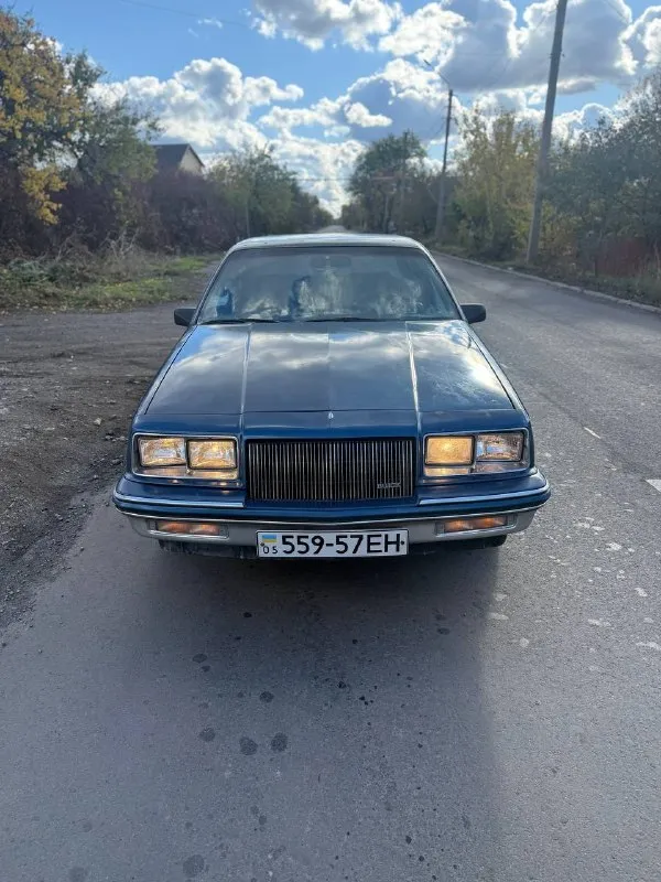 Продам очень редкий американский автомобиль. buick skylark 1988 года. бензин. коробка автомат. машин... - фотография