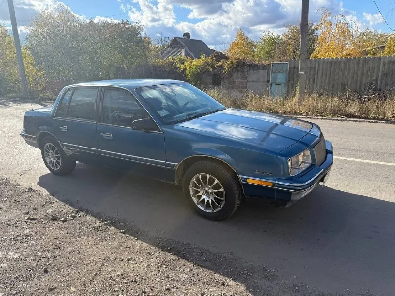 Продам очень редкий американский автомобиль. buick skylark 1988 года. бензин. коробка автомат. машина полностью на ходу. в хорошем состоянии. по документам переоформление. цена 220 тыс. все вопросы по телефону. донецк. днр. рассмотрю обмен. +79495681101 📞 звоните: +7(949)5681101 - фотография - 2
