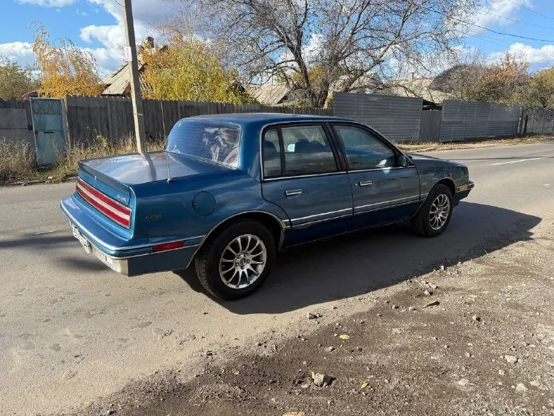 Продам очень редкий американский автомобиль. buick skylark 1988 года. бензин. коробка автомат. машина полностью на ходу. в хорошем состоянии. по документам переоформление. цена 220 тыс. все вопросы по телефону. донецк. днр. рассмотрю обмен. +79495681101 📞 звоните: +7(949)5681101 - фотография - 4