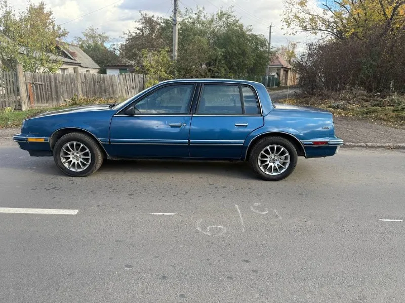 Продам очень редкий американский автомобиль. buick skylark 1988 года. бензин. коробка автомат. машина полностью на ходу. в хорошем состоянии. по документам переоформление. цена 220 тыс. все вопросы по телефону. донецк. днр. рассмотрю обмен. +79495681101 📞 звоните: +7(949)5681101 - фотография - 7