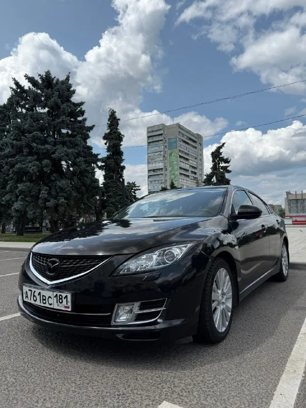 Продается mazda 6 ii (gh), 2008 год марка и модель: mazda 6 ii (gh) год выпуска: 2008 тип кузова: седан цвет: черный пробег: 253,000 км двигатель: 2.л / 150л. с. / бензин трансмиссия: автоматическая привод: передний --- - просторный салон с кожаной отделкой руля и рычага кпп. - передние сиденья с подогревом. -бортовой планшет -мультируль -круизконтроль -датчик света -датчик дождя -двухзонный климат контроль -камера заднего вида -сигнализация starline с авто запуском цена 930.000 торг у капота контакты: +79592095342 - артём осмотр г. луганск 📞 звоните: +7(959)2095342 - фотография - 2