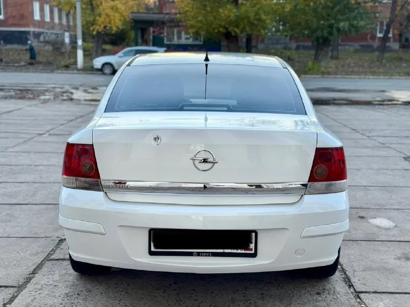 Собственник продам opel астра 2008 год двигатель 16 в отличном состоянии коробка ходовая все отлично пробег 175 тыс без дтп комплектация кондиционер передние стеклоподъёмники и тд все вопросы по телефону цена 575 торг тел +79591430405 +79592401246 осмотр алчевск 📞 звоните: +7(959)1430405 - фотография - 4