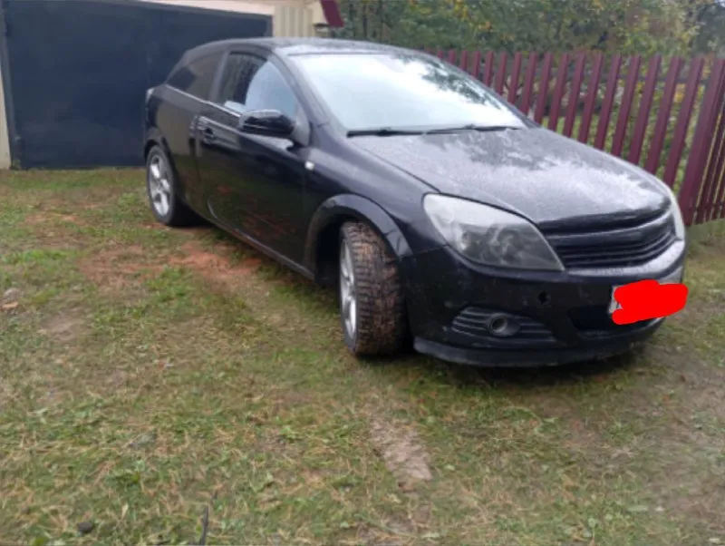 Продам opel astra h gtc 2008 1.6 мт пробег родной 198 500 не гнилая, по машине сделано очень много, крашена в круг, вся ходовка новая, осталось правую стойку поменять, а так все без нареканий, резина новая липучка проехала 5000 машина оформлена на меня, без штрафов и арестов. продаю связи покупкой квартиры 570к, реальному покупателю хороший торг осмотр днр звоните +79498170882 - фотография - 2
