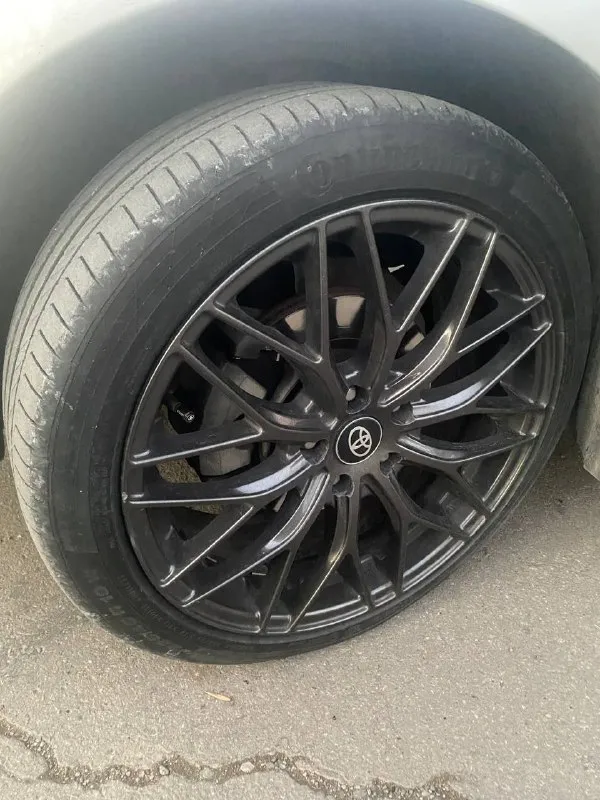 Продам toyota camry 50, 2013 год, ат 2.5 л. 181л. с. пробег 256.000 км. чистый европеец, делал хорошую шумоизоляцию, новые тормозные диски, датчик дождя, музыка играет четко, новые задние стойки, стоит хорошая led - оптика, 3 ключа, двигатель работает отлично, ходовая обслужена, диски r19, резина стоит continental, есть комплект зимней резины, на дисках r16, в машине никогда не курили, машина находиться в мариуполе, продажа из за покупки нового автомобиля, обмен не интересует, цена 1🍋500 р. , торг реальному покупателю у капота, все вопросы по телефону +79497048102 - фотография - 10