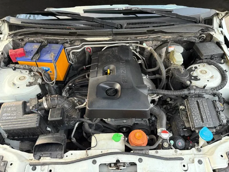 🇯🇵 suzuki grand vitara 💰цена: 1 350 000р 🏢город: мариуполь 📅год выпуска: 2012 🧾пробег: 167 697 км ⚙️двигатель: 2.0 ⛽топливо: бензин ⚙️кпп: автомат 📞 телефон: +7-949-727-41-51 +7-989-263-55-56 +7-949-551-91-52 💾 описание: - фотография - 7