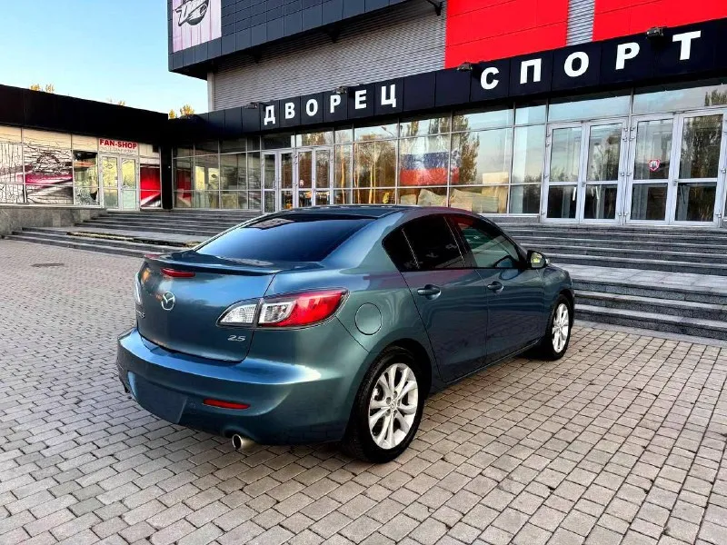 Mazda 3, 2009, 180000 км, 2,5 автомат. очень шустрая благодаря атмосферному мотору 2.5( l5ve), не путайте с 1,6 и 2,0 литра. технически в отличном состоянии, обслужена. возможно оформление в кредит. возможен обмен. более детальная информация по телефону. цена - 870.000 р. +79493250509 - фотография - 5