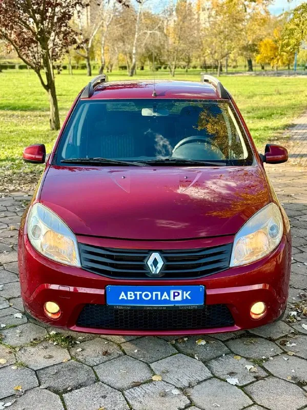 🇫🇷 renault sandero 💰цена: 700 000р. 🏢город: мариуполь 📅год выпуска: 2011 🧾пробег: 144 600 км. ⚙️двигатель: 1.6 16v ⛽топливо: бензин ⚙️кпп: автомат 📞 телефон: +7-949-727-41-51 +7-949-551-91-52 +7-989-263-55-56 💾 описание: отличное состояние. ✅ оцинкованный кузов. ❄️ кондиционер. 🚙 двигатель k4m 1.6 16v шустрый и надежный, ходовая без посторонних звуков, мягкая, высокий клиренс. салон в отличном состоянии. литые диски, птф, eva коврики, задний парктроник, рейлинги, гур, сигнализация. улица шевченко 2️⃣6️⃣9️⃣ ⚠️бесплатно доставим этот или другой автомобиль в донецк, макеевку, бердянск, мелитополь и другие города новых территорий после детального видеообзора со всевозможными диагностиками⚠️ 🏦 возможна продажа в кредит по двум документам. - фотография - 2
