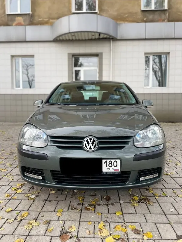 Продам volkswagen golf 5 2005г. в автомобиль без дтп вся безопасность air bag (8 подушке) на месте!... - фотография