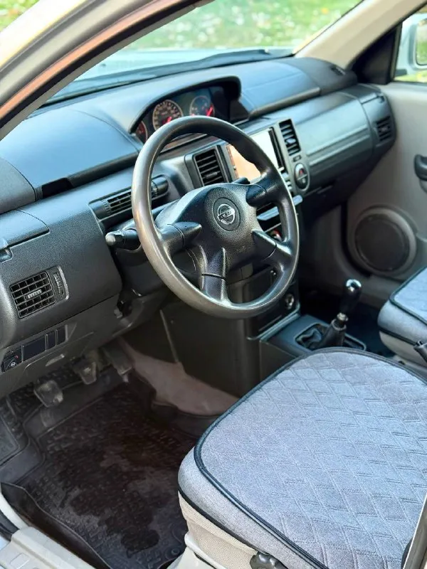 💪 nissan x-trail 💰цена: 850 000р 🏢город: мариуполь 📅год выпуска: 2006 🧾пробег: 174 887 км. ⚙️двигатель: 2.0 ⛽топливо: бензин ⚙️кпп: механика 4х4 📞 телефон: +7-949-727-41-51 +7-949-551-91-52 +7-989-263-55-56 💾 описание: ✅ настоящий японский джип с полным приводом. крепкий кузов без дефектов и дтп, весь в родной краске (одна крашеная деталь) ✅ надежный цепной двигатель в паре с классической механикой и подключаемым полным приводом не имеет заводских недостатков, надежный и не прихотливый. ✅ кондиционер морозит отлично ❄️, электро-зеркала с подогревом, 4 электро стеклоподъёмника, гур, abs, центральный замок, , мультимедиа с bluetooth, литые диски. улица шевченко 269 🏦 возможна продажа в кредит по двум документам. - фотография - 9