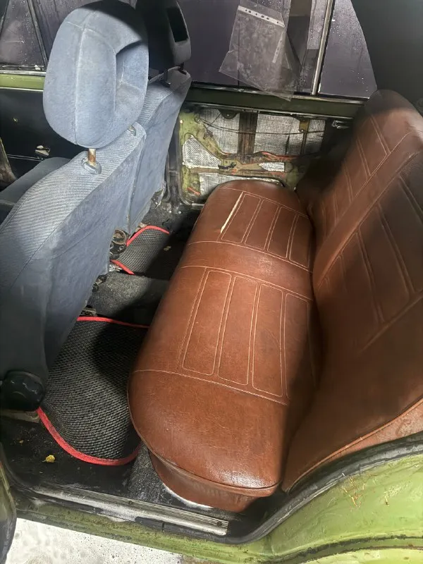 Продам ваз 2101. работает ровно, заводиться с пол оборота, коробка 4х ступка, также работает в штатном режиме. немного воет редуктор из за неправильной регулировки. хорошие тормоза частично переберались, свежие колодки. недавно перебирался карбюратор, свою функцию выполняет идеально. недавно устанавливались новые фары и стопы. сзади стоит зимняя резина. автомобиль каждый день на ходу! продажа в связи с покупкой другого автомобиля. цена 65.000.+79493085404. старобешево 📞 звоните: +7(949)3085404 - фотография - 5