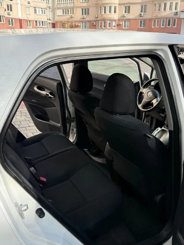 Продам toyota auris 1.6 мт 2008 года в донецке. — пробег подтверждений 172 тыс. полностью зеленая автотека, по запросу скину — не битый, все заводские герметики на месте —регулярное то — птс оригинал, два ключа. — зимняя резина goodyear в комплекте —машина в отличном состоянии как внешне, так и технически. ✔️8 подушек безопасности ✔️климат контроль двух зонный ✔️подогрев сидений, зеркал ✔️парктроник ✔️хорошая аудиосистема ✔️мульти-руль — двигатель тянет на отлично, работает без постороннего шума, масло не расходует от слова совсем, не дымит и не троит. — кпп все передачи включаются отлично. — ходовая часть в полном порядке, ничего не стучит, не гремит. — салон в отличном состоянии, ничего не затерто, все работает, все включается. — за машиной очень хорошо следили. — полный пакет документов, без штрафов, залогов. 💰💰💰695.000 руб 📞 +79493175279 - фотография - 8