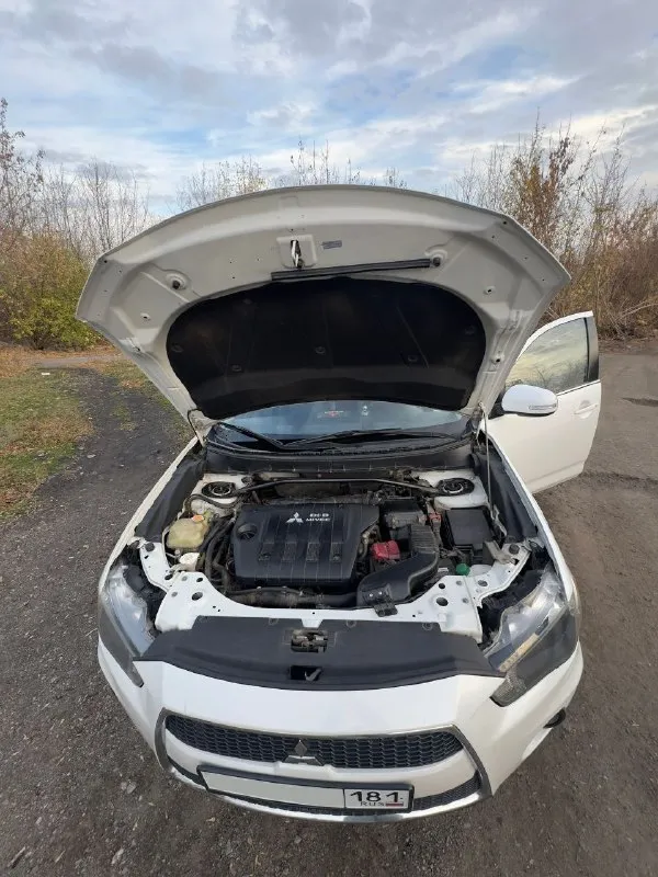 Продам mitsubishi аутлендер 2.3 турбодизель, 177 л. с., 6- ти ступенчатая механика, 2011 год, полный привод. пробег 247 тыс. 1 собственник ( с момента пригона 2021 г. ) авто в хорошем техническом и внешнем состоянии, вложений не требует, сел и поехал. по документам юридически чист, без штрафов, запретов и ограничений. птс оригинал. была замена цепи грм. гаражное хранение. комплектация: abs, esp, airbag, электростеклоподъёмники, электро зеркала, подогрев зеркал, подогрев заднего стекла, климат контроль ( работает исправно), круиз контроль, датчик дождя, камера заднего вида, 2 ключа. цена 1 480 000 руб. за более подробной информацией обращайтесь по телефону +7959 1945886, торг при осмотре, автомобиль находится в г. алчевск. 📞 звоните: +7(959)1945886 - фотография - 8