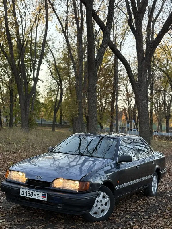 Продам ford scorpio 🔥 год выпуска:1992🔥 пробег, км:200.000 🔥 модификация:2.8 v6 мt 🔥 тип двигателя:бензин🔥 коробка передач :механика 🔥 привод:задний🔥 тип кузова : легковой седан🔥 koмплeктaция: comfort🔥 цвет:синий 🔥 в продаже старичек ford scorpio 2.8 v6 на заднем приводе. автомобиль на полном ходу и в хорошей комплектации. этот дракон на красивых титанах с хорошим комплектом резины. мотор заводится, работает хорошо, не троит, тяга смелая. кпп-все передачи включаются, без хрустов, ничего не выбивает. салон в нормальном состоянии для своих лет. ходовая очень мягкая, дорогу держит уверенно. по электрике всё в рабочем состоянии. так же имеется видео, по просьбе отправлю для более лучшего осмотра авто. готов к выезду в любой сервис по вашему желанию. многое могу не описать. при встречу всё расскажу и покажу. цена:149.999 тысяч возможен пригон по договоренности. возможен обмен. номер для связи:+79495752024,если не в сети (телеграмм или ватсап по этому же номеру) - фотография - 8