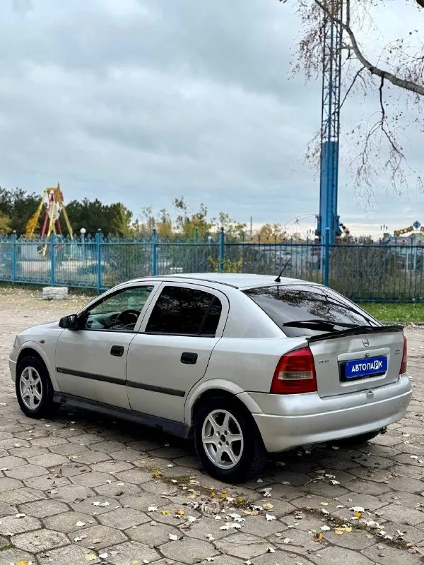 🇩🇪 opel astra h 💰цена: 120 000р 🏢город: мариуполь 📅год выпуска: 1999 🗒️пробег: 318 134 км. ⚙️двигатель: 1.6 ⛽топливо: бензин ⚙️кпп: механика 📞телефон: +7-949-727-41-51 +7-949-551-91-52 +7-989-263-55-56 💾 описание: местный, не пригнанный автомобиль еще на украинских номерах. кузов крепкий. двигатель 1.6 16-ти клапанный, работает ровно, мкпп и подвеска без нареканий. полный электро пакет, кондиционер. продается на штампованных дисках. отличный вариант для работы. ⛽️ установлено гбо евро - 4 улица шевченко 269 - фотография - 4