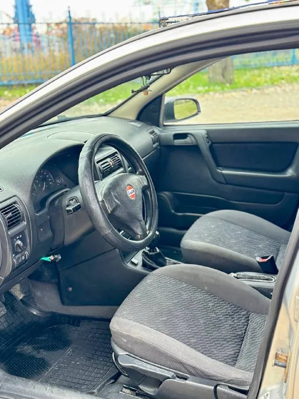 🇩🇪 opel astra h 💰цена: 120 000р 🏢город: мариуполь 📅год выпуска: 1999 🗒️пробег: 318 134 км. ⚙️двигатель: 1.6 ⛽топливо: бензин ⚙️кпп: механика 📞телефон: +7-949-727-41-51 +7-949-551-91-52 +7-989-263-55-56 💾 описание: местный, не пригнанный автомобиль еще на украинских номерах. кузов крепкий. двигатель 1.6 16-ти клапанный, работает ровно, мкпп и подвеска без нареканий. полный электро пакет, кондиционер. продается на штампованных дисках. отличный вариант для работы. ⛽️ установлено гбо евро - 4 улица шевченко 269 - фотография - 9