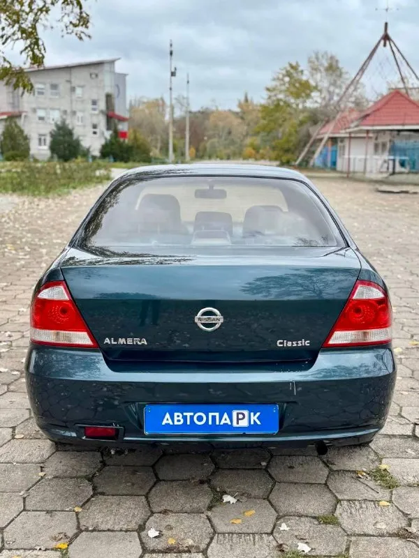 🇯🇵 nissan almera classic 💰цена: 620 000р 🏢город: мариуполь 📅год выпуска: 2006 🧾пробег: 239 612 км. ⚙️двигатель: 1.6 ⛽топливо: бензин ⚙️кпп: автомат 📞 телефон: +7-949-727-41-51 +7-989-263-55-56 +7-949-551-91-52 💾 описание: nissan almera classic — идеальный выбор для тех, кто ищет надёжный и практичный автомобиль. этот седан отличается элегантным дизайном и просторным салоном. ☑️ классический автомат. ☑️ три владельца, птс оригинал. ☑️ отличное состояние кузова, без коррозии, без дтп, несколько косметических подкрасов. ⛽️ гбо пропан евро-4 комплектация 👍 : кондиционер, гур, abs, птф, центральный замок, подогрев сидений, eva коврики, хорошая резина на литых дисках, полный электропакет. улица шевченко 269 🏦 возможна продажа в кредит по двум документам. - фотография - 5