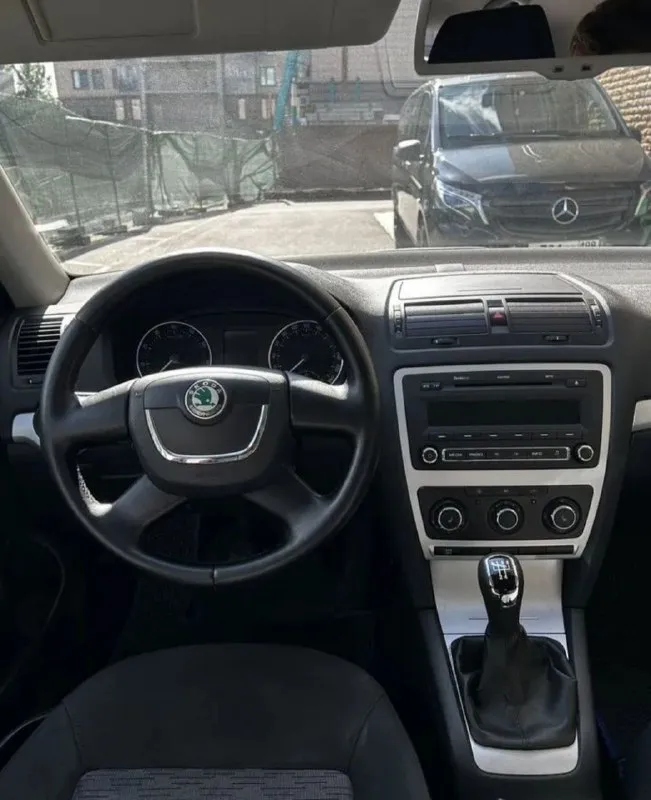 Skoda octavia a5 2010 1.6 пробег- 104.000 км. 1 хозяин. авто полностью обслужен, без вложений, в отличном состоянии! юридически чистый. цена: 950.000 руб. тел: +79496462713 - фотография - 10