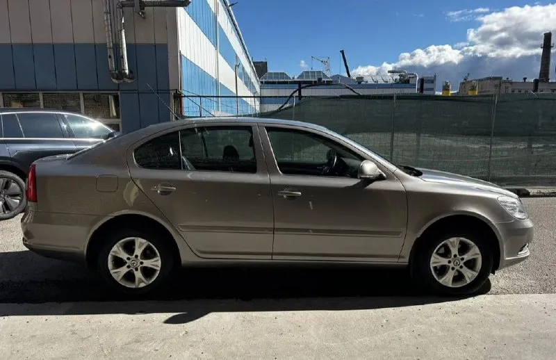 Skoda octavia a5 2010 1.6 пробег- 104.000 км. 1 хозяин. авто полностью обслужен, без вложений, в отличном состоянии! юридически чистый. цена: 950.000 руб. тел: +79496462713 - фотография - 6