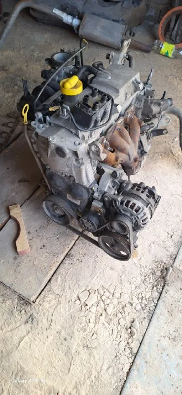 Продам двигатель renault логан 1.4 бенз в сборе с навесным цена 80к+79494308661 📞 звоните: +7(949)43... - фотография