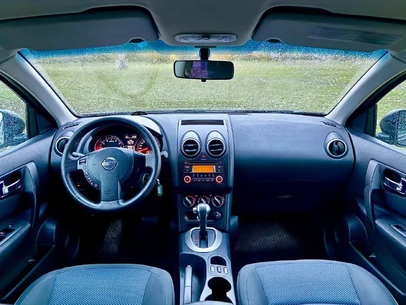 🇯🇵 nissan qashqai rest 💰цена: 1 180 000р. 🏢город: мариуполь 📅год выпуска: 2012 🧾пробег: 97 720 км. ⚙️двигатель: 1.6 16v. ⛽топливо: бензин ⚙️кпп: автомат 📞 телефон: +7-949-727-41-51 +7-949-551-91-52 +7-989-263-55-56 💾. .. инальный пробег. ✅ салон как новый. ✅ отличная комплектация: ❄️ кондиционер (работает отлично), подогрев сидений, гур, abs, кожаный мультируль, хороший led свет, подлокотник, оригинальные литые диски на новой резине, парктроник, центральный замок. улица шевченко 2️⃣6️⃣9️⃣ ⚠️бесплатно доставим этот или другой автомобиль в донецк, макеевку, бердянск, мелитополь и другие города новых территорий после детального видеообзора со всевозможными диагностиками⚠️ 🏦 возможна продажа в кредит по двум документам. - фотография - 8